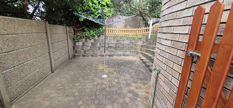 To Let 4 Bedroom Property for Rent in Hersham Western Cape